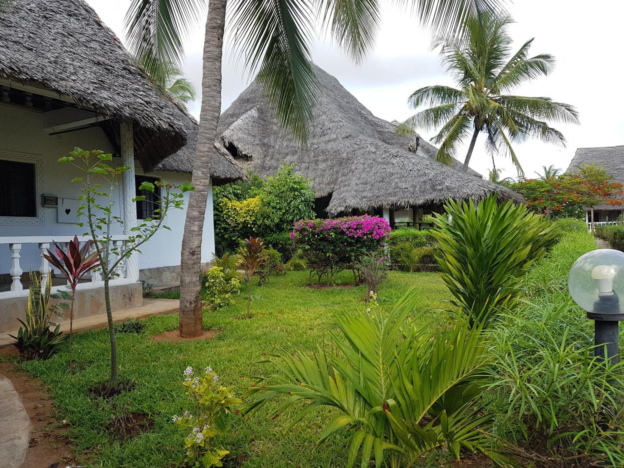 Karibuni Jeds Villas 85 & 86 Mambrui Экстерьер фото